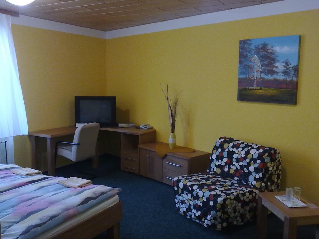 Pension Duel Ústí nad Labem Oda fotoğraf