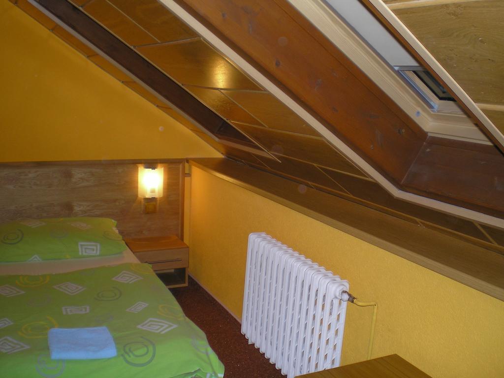 Pension Duel Ústí nad Labem Oda fotoğraf